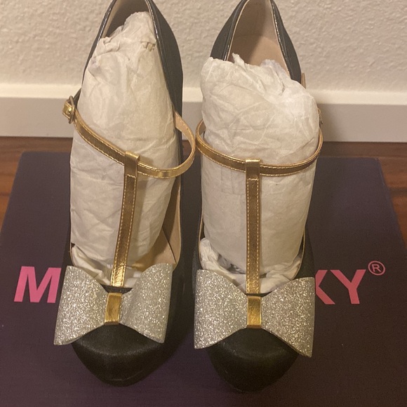Mojo Moxy tinsel heels 👠 SZ 7 - Picture 2 of 6